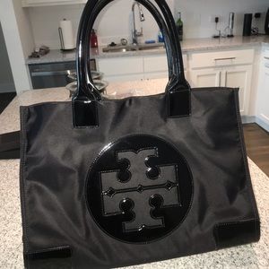 AUTHENTIC Tory Burch tote